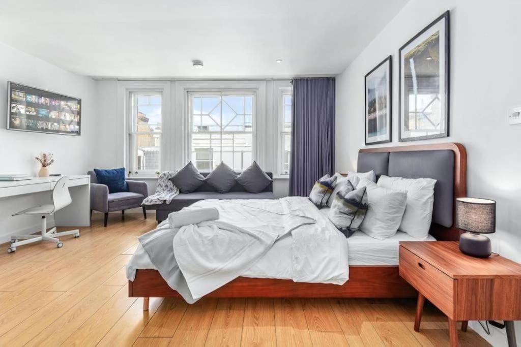 1 Bedroom Flat Piccadilly Sleep 7 In London Vr10 Extérieur photo